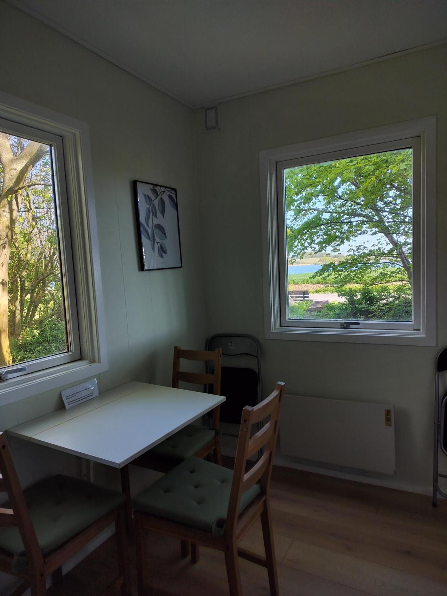 Vaerelse I Hytte Ved Stege Nor Exterior foto